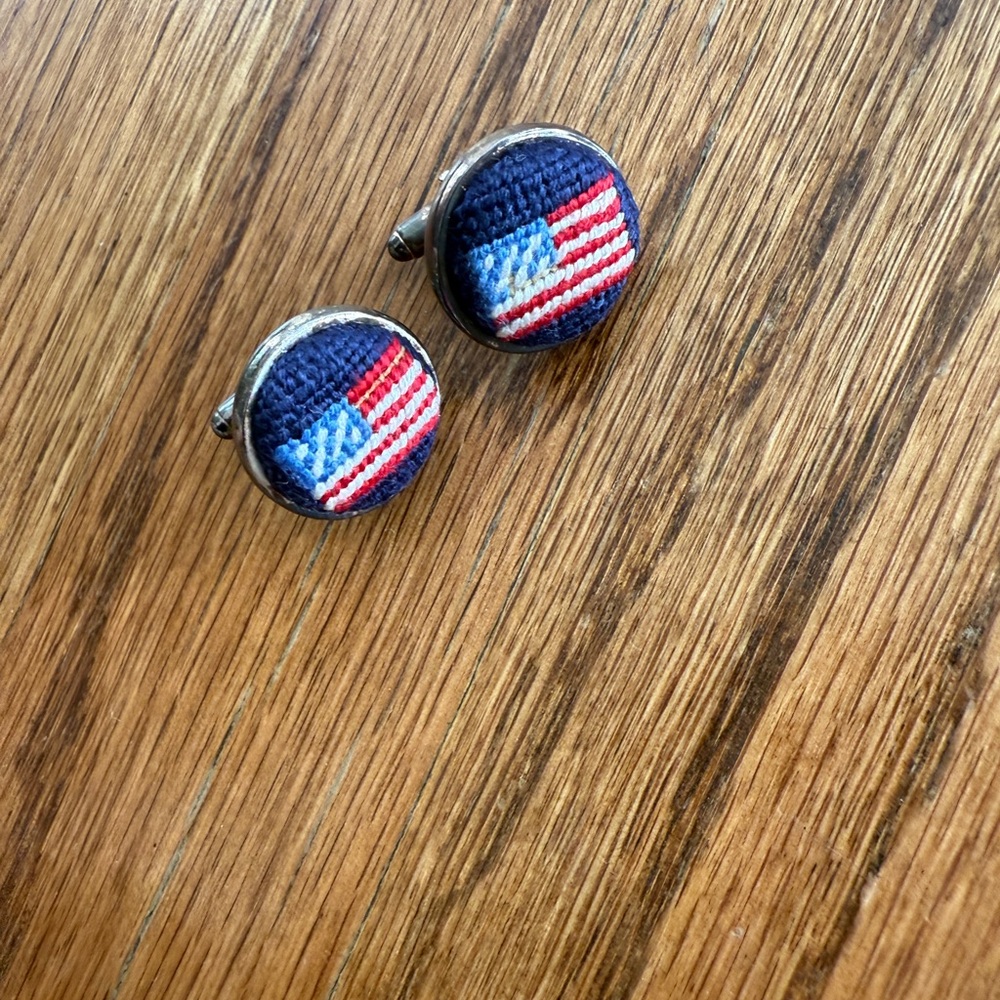 Smathers and Branson Patriotic Flag needlepoint Cufflinks
